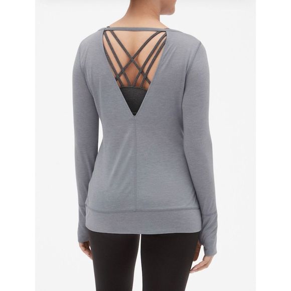 GAP Tops - Gap fit open Back Long sleeve Gray top Size XL